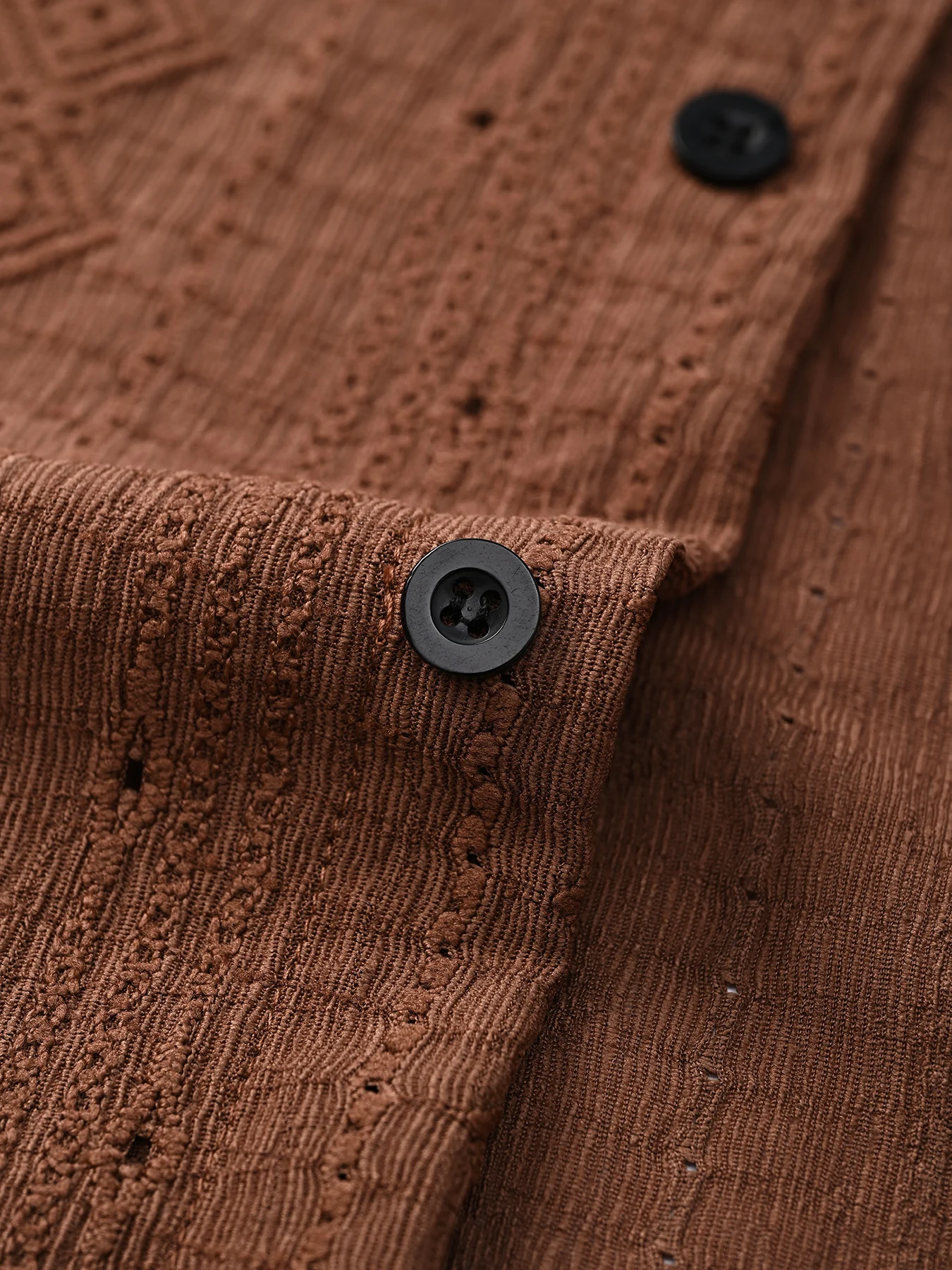 Men's Tan Diamond-Shaped Jacquard Hollow-Out Lapel Short-Sleeve Shirt and Shorts Two-Piece Set, Textured Breathable Summer Casual Outfit, Men's Retro Complete Outfit Set - view 6