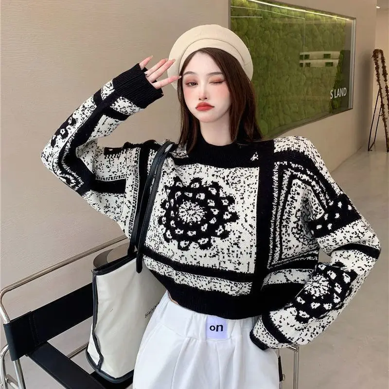 

Korean Instagram Retro Jacquard Sweater Women's Autumn/Winter 2023 Lazy Loose and Fashionable Pullover Knitted Short Top