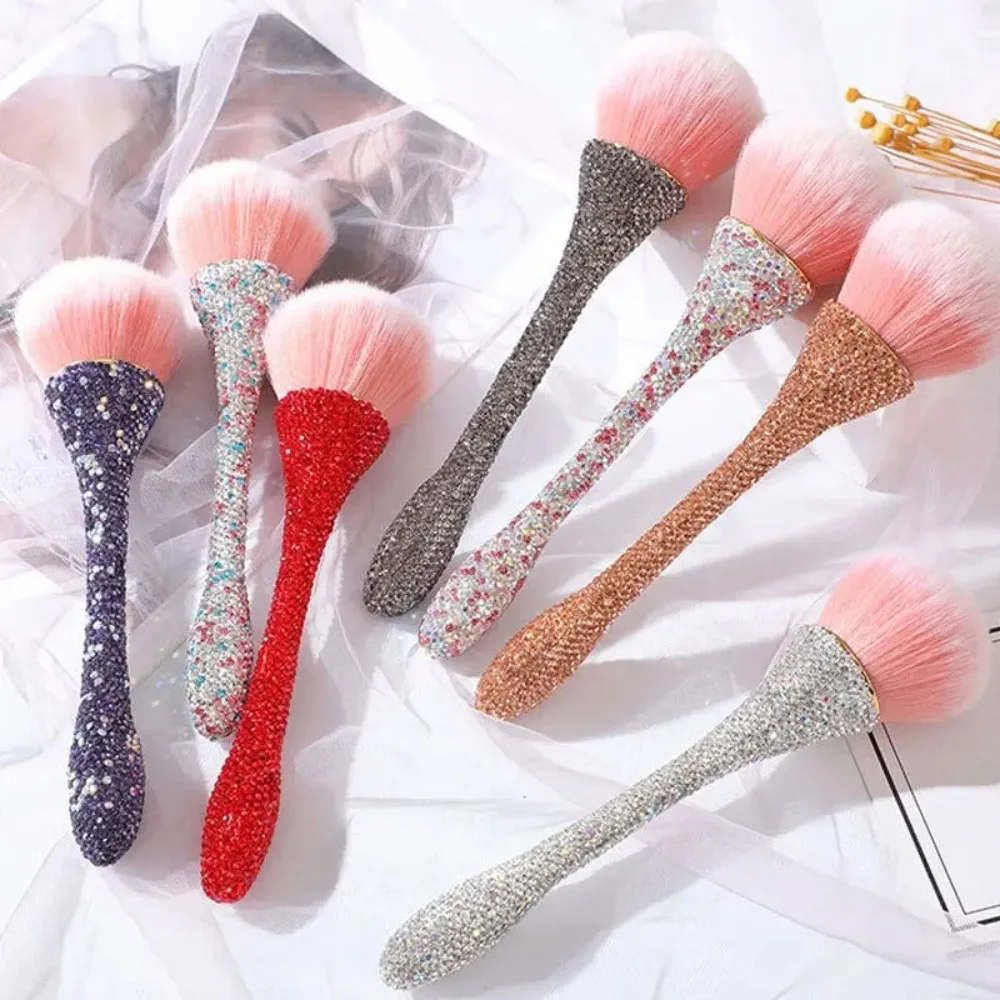 Artificial Fiber Diamond Handle Makeup Brush Soft Bristles Diamond Inlay Blush Brush Professional Fluffy Rhinestone Handle