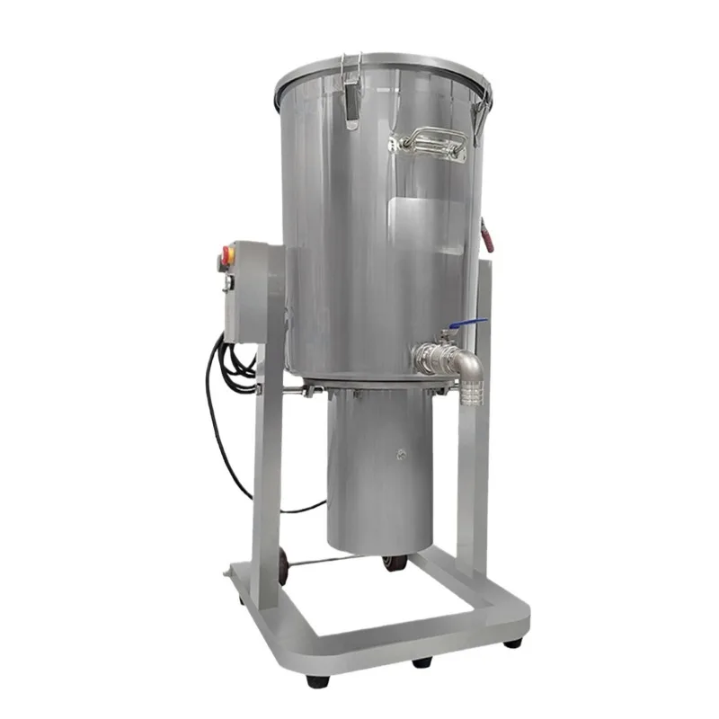 Coconut milk beater, high-speed wall-breaking serrated six-knife wall-breaking coconut milk machine