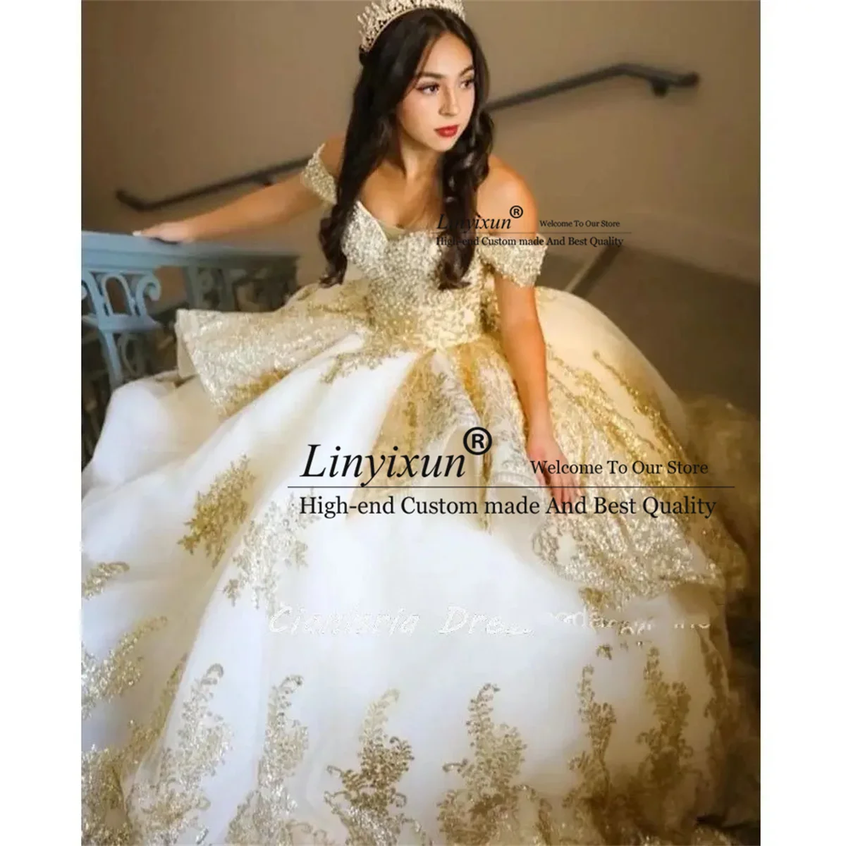 Luxury Shiny Ball Gown Quinceanera Dresses With Gold Lace Applique Beaded Sweet 16 Dress Ruffles Corset Vestidos De XV 15 Anos