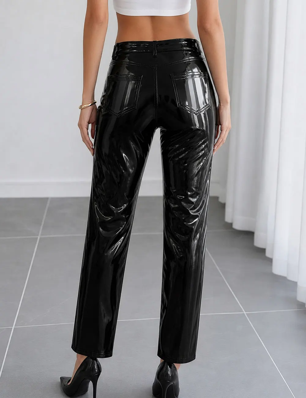 Damenhose mit hoher Taille, glänzendem Lackleder, schmaler, gerader Beinform, Knopfleiste, sexy schwarze Hose mit Taschen, Streetwear, Clubwear. – Detail 6