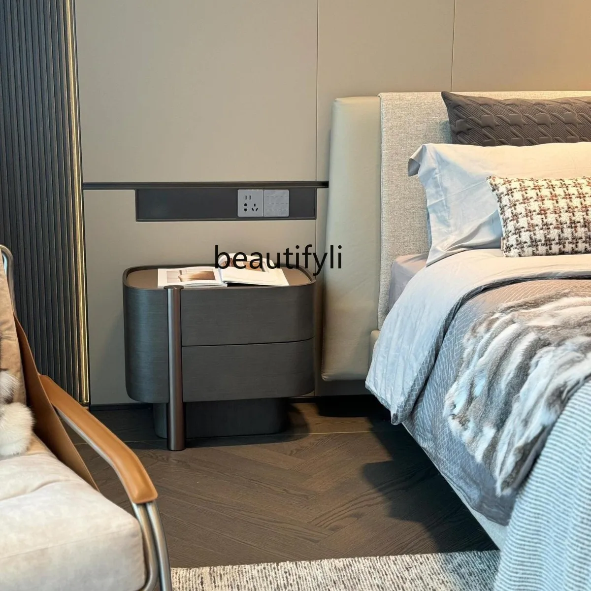 D178 Italian Minimalist Solid Wood Bedside Table Simple Modern Smoky Color Bedside Storage Cabinet Wabi-Sabi High-End Bedroom