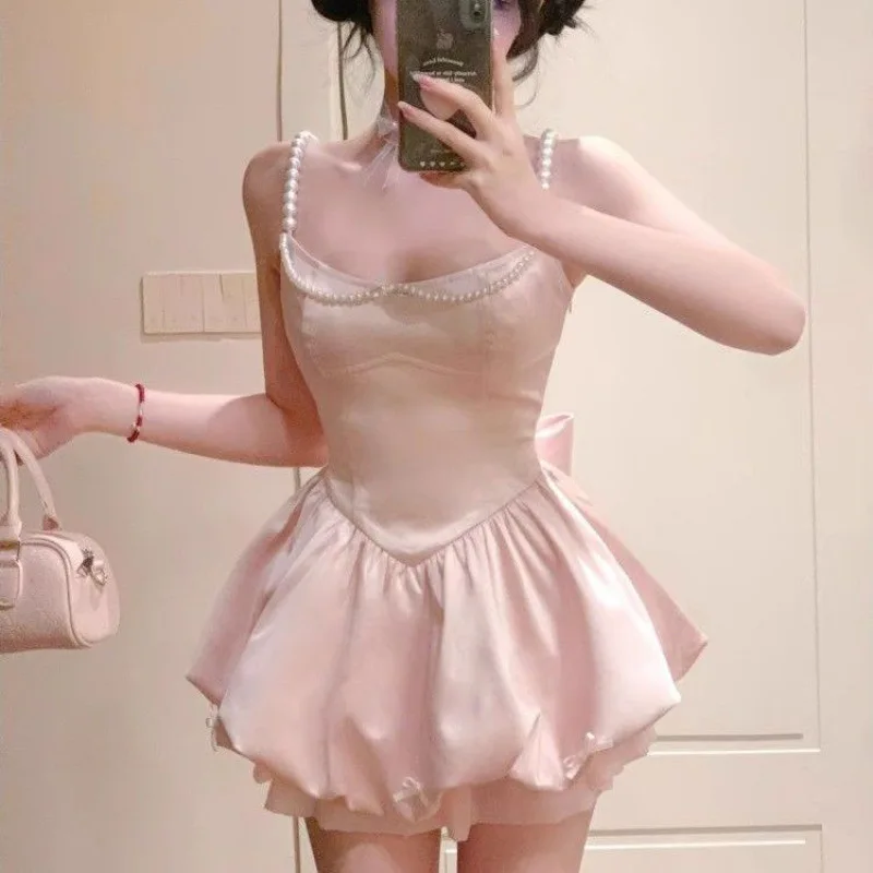 2025 neue Koreanische Süße Leibchen Kleid Taille Cinching Schlank Flauschigen Kurzen Rock frauen Sommer Oberbekleidung Strickjacke Top Zwei-stück Set