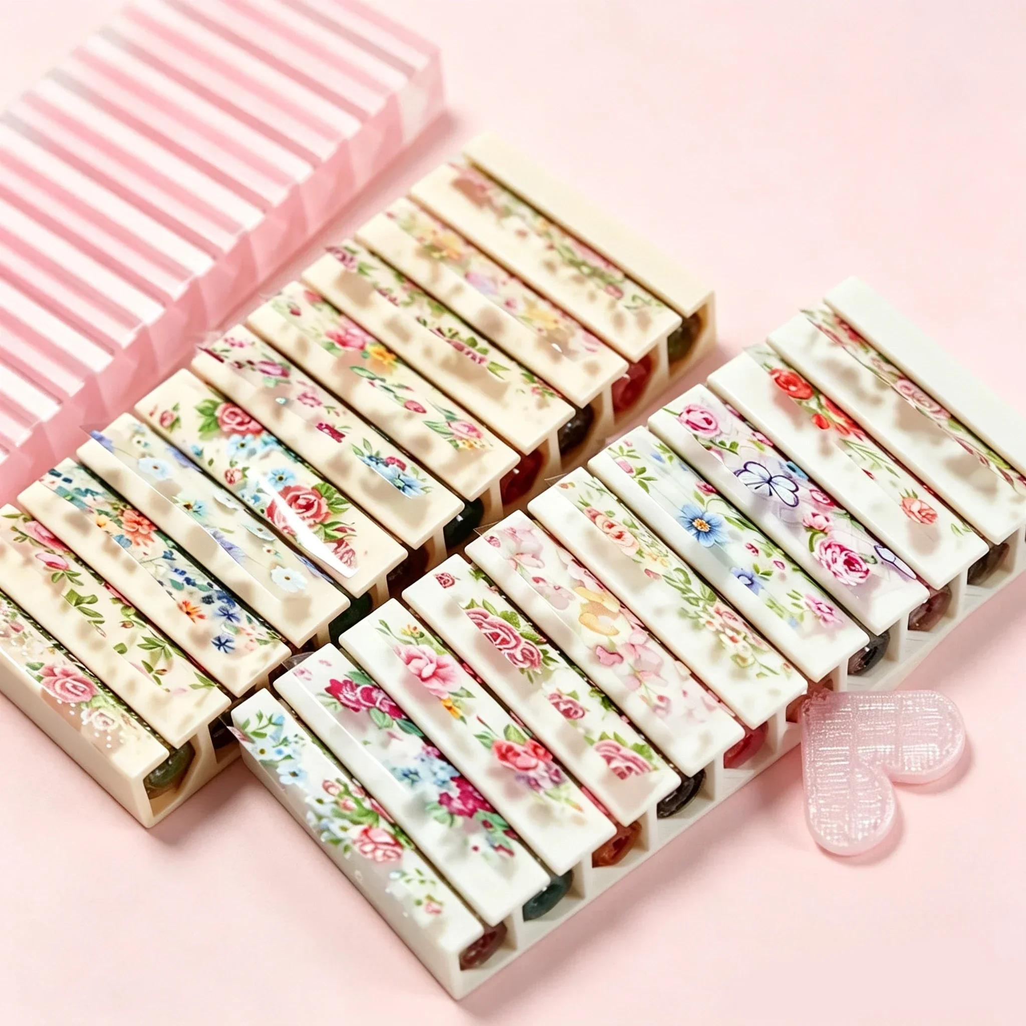 Portable 10-Grid Nail Starry Foil Storage Box, Transfer Paper Sticker Organizer, Space-Saving Desktop Nail Art Tool