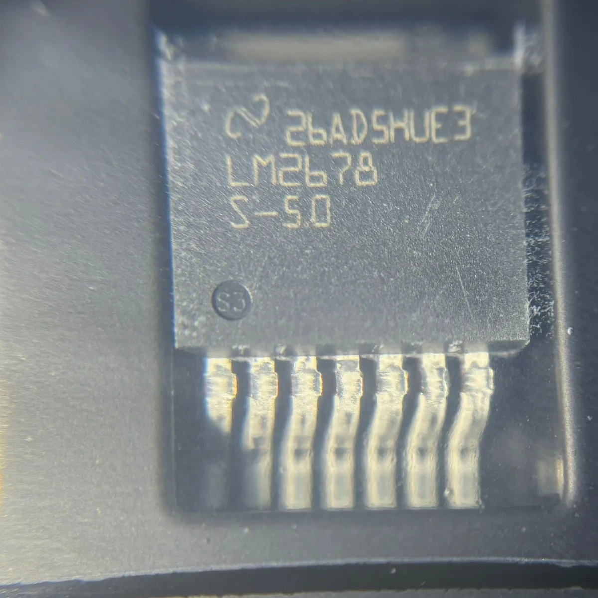 

DC-DC power chip LM2678SX-5.0/NOPB original TO-263-7 silk-screened LM2678S-5.0 IC chip integrated circuit