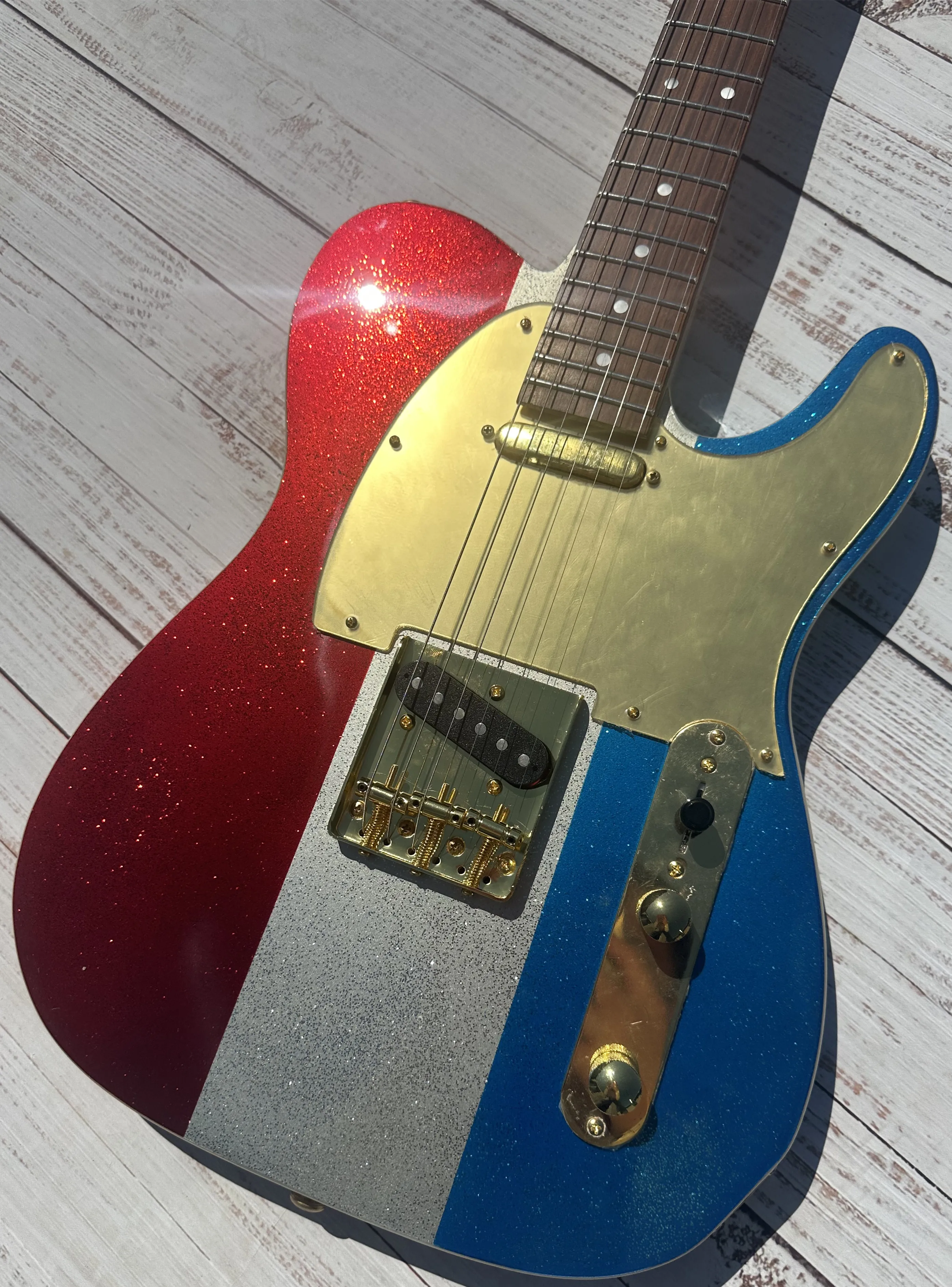 Telecast Electric Guitar, Factory stock, colored splicing sequins, shining, map fingerboards, lighting package