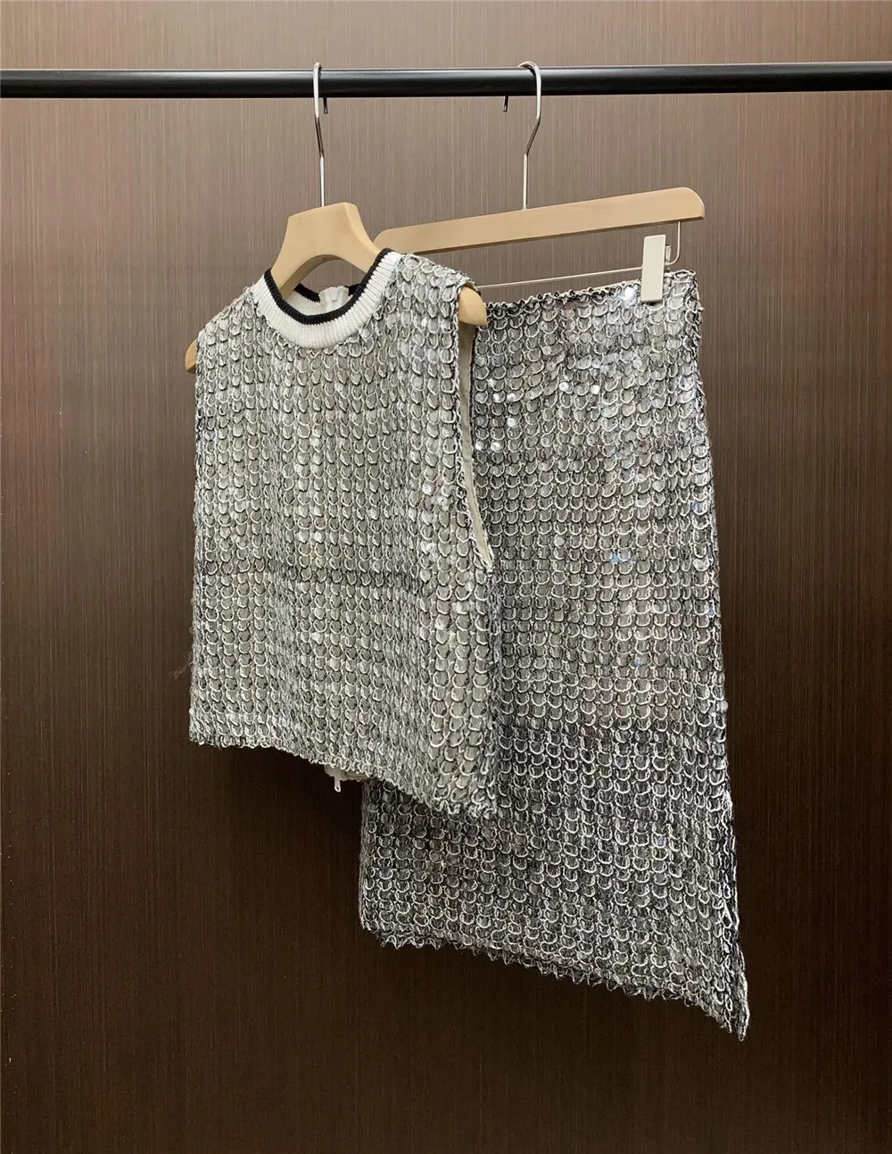 Luxurious sequins embellished Vest Half Skirt Elastic Waist Shorts Loose Long Sleeve Top Women Clothing 4-Piece Set