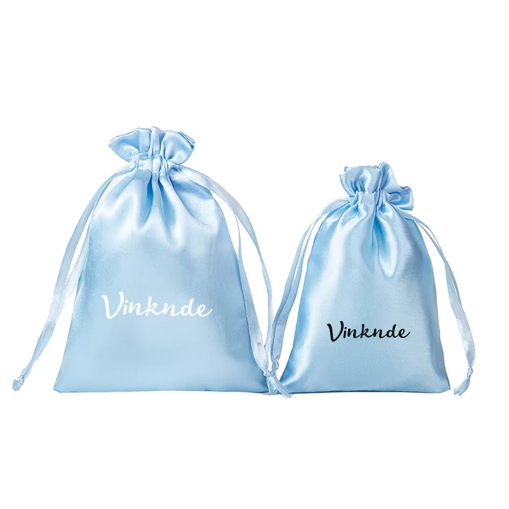 100 pezzi personalizzati in raso di seta gioielli con coulisse sacchetto regalo stampa logo sacchetto di imballaggio per anelli bomboniere ospiti sacchetti per caramelle