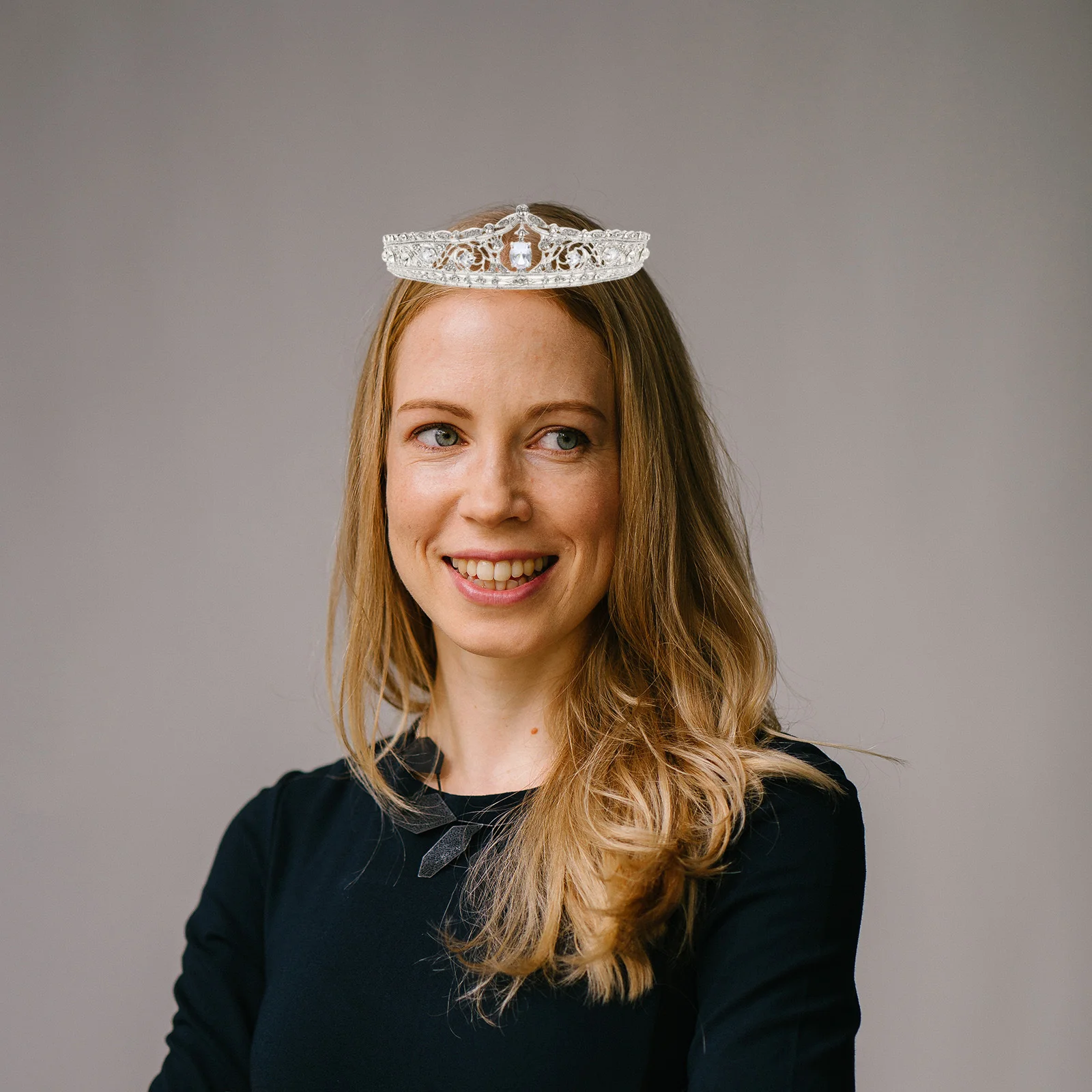 

Rhinestone Tiara Bridal Crown Elegant Wedding Headpiece for Bride Party Photography Accessories Tiaras for Women