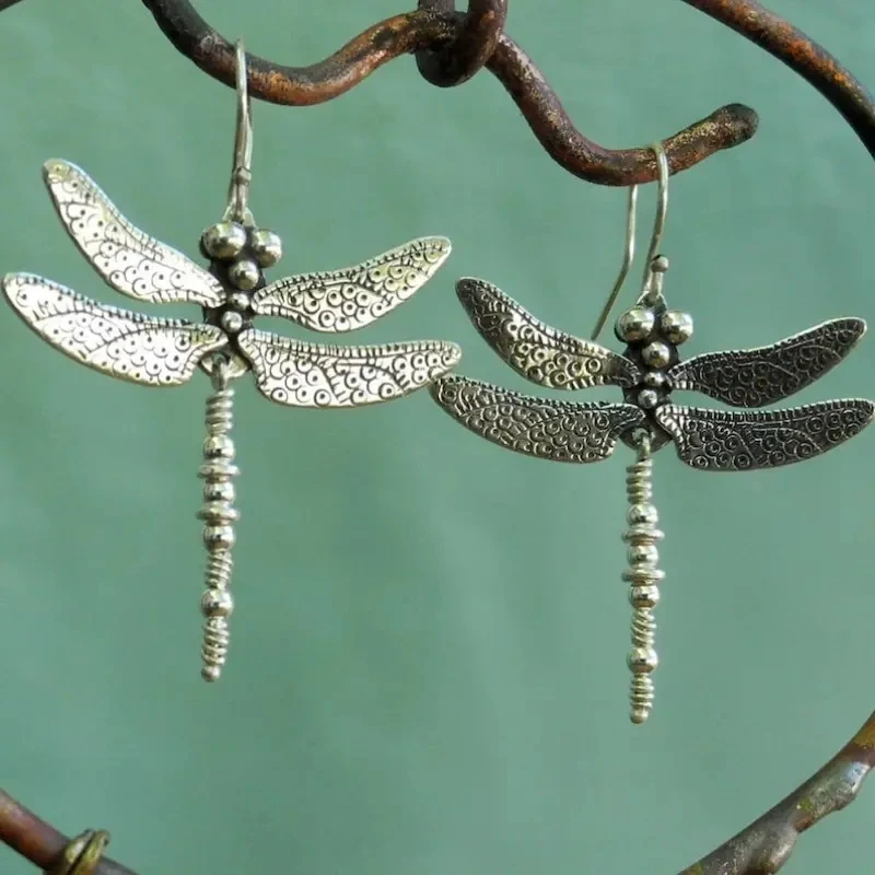 Vintage Dragonfly Design Carved Pattern Dangle Earrings Retro Bohemian Style Silver Color Jewelry Trendy Female Ear Ornaments