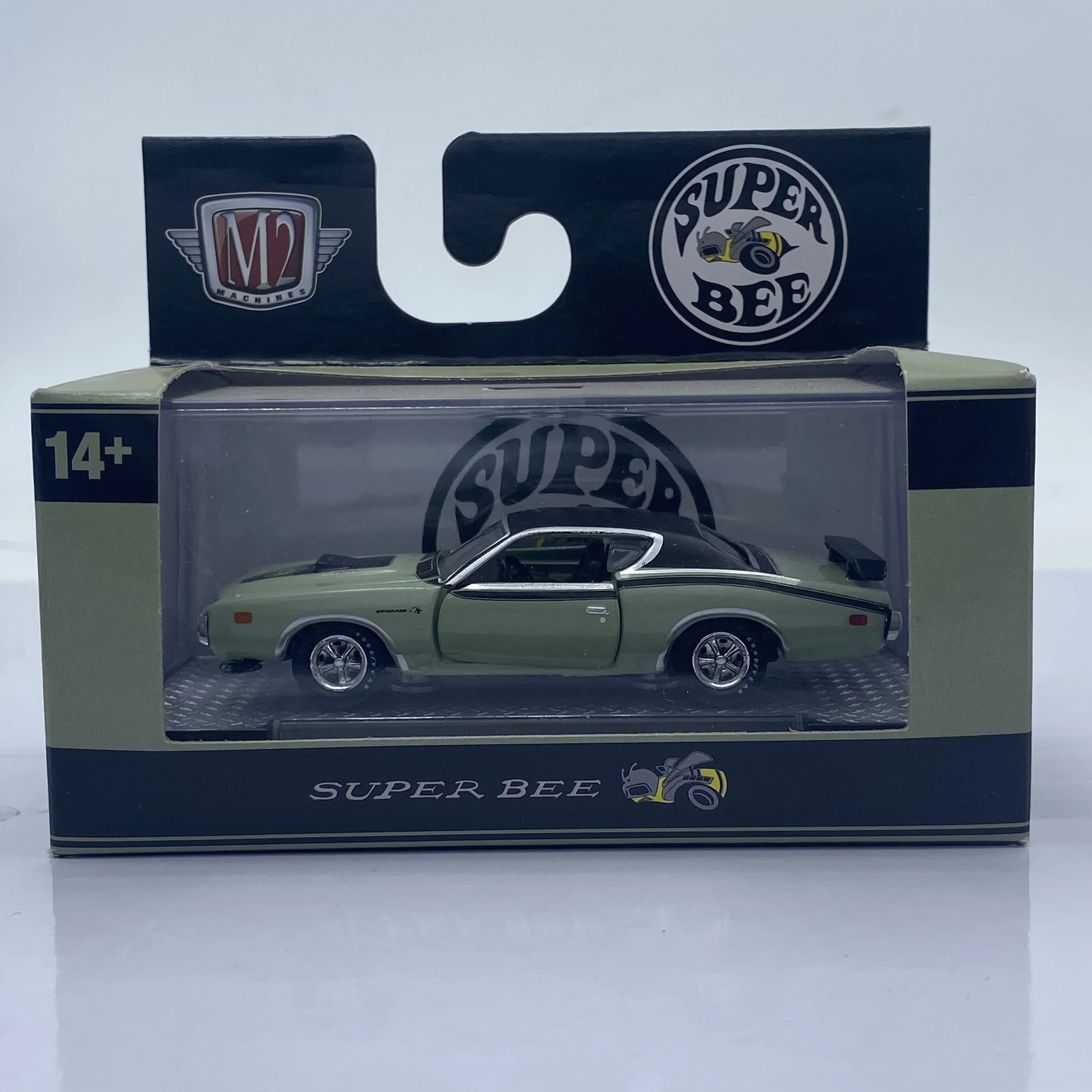 

M2 Machines 1/64 модель автомобиля из сплава, игрушки 1971, Dodge Charger Super Bee