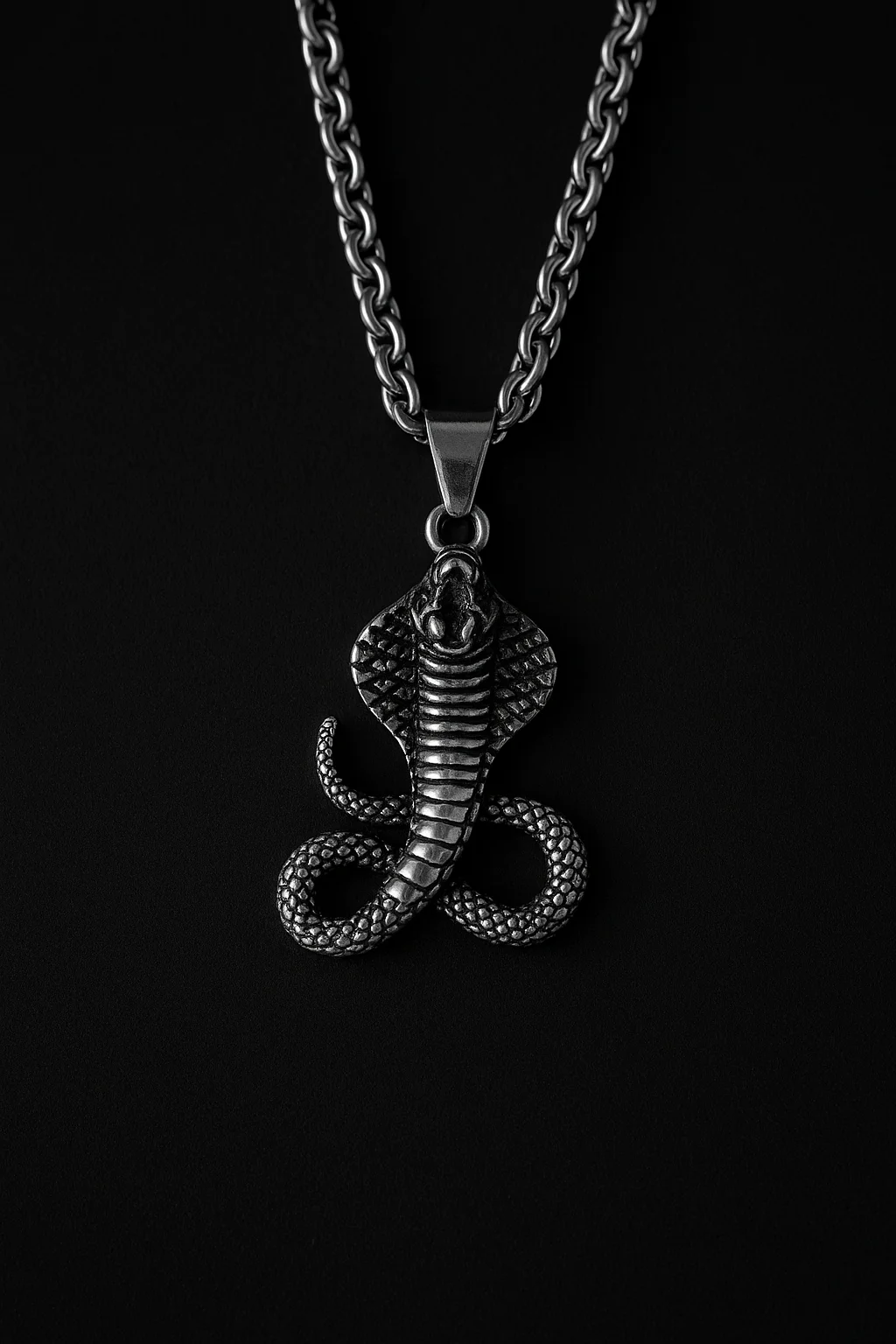 Fierce King Cobra Pendant Necklace – Gothic Serpent Chain for Men