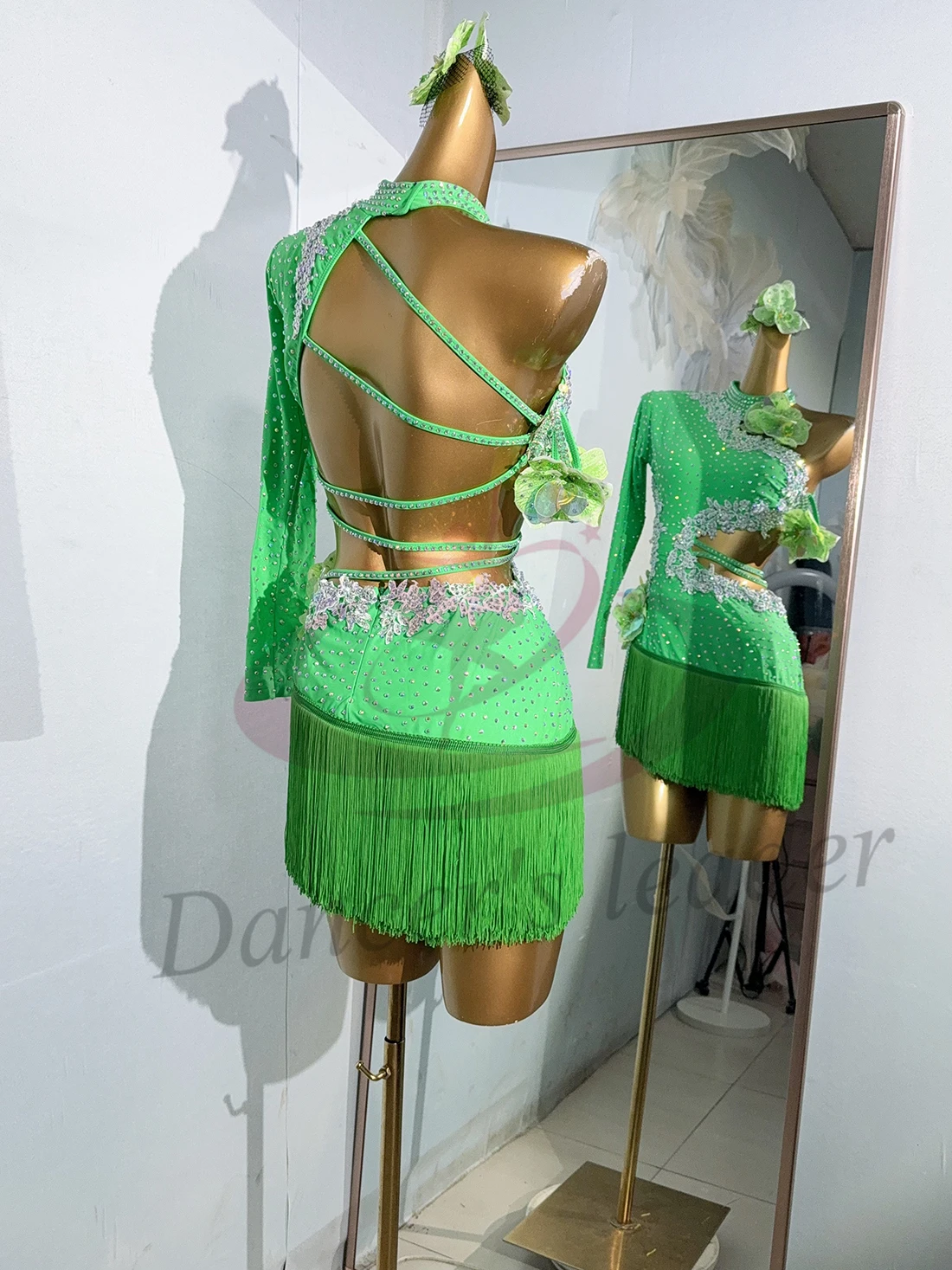 traje-de-danca-latina-saia-de-borla-oca-personalizada-de-alta-qualidade-feminina-com-strass-vestido-floral-vestido-de-danca-samba-vestido-de-performance