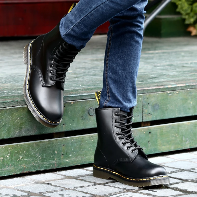 High Slip on Office Ventilate Versatile Motorcycle Femal Boots Couple Boots Women Shoes Casual Shoes Men Classics Ankle Boots