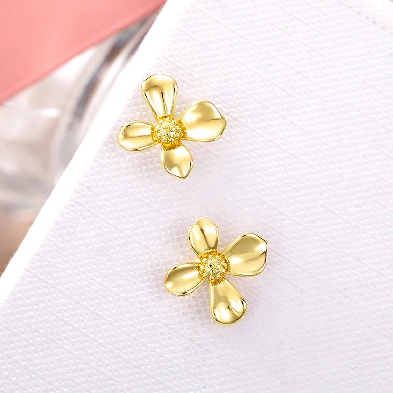 Huitan Aesthetic Flower Stud Earrings Gold Color Metallic Style Modern Fashion Ear Piercing Earrings for Women Statement Jewelry