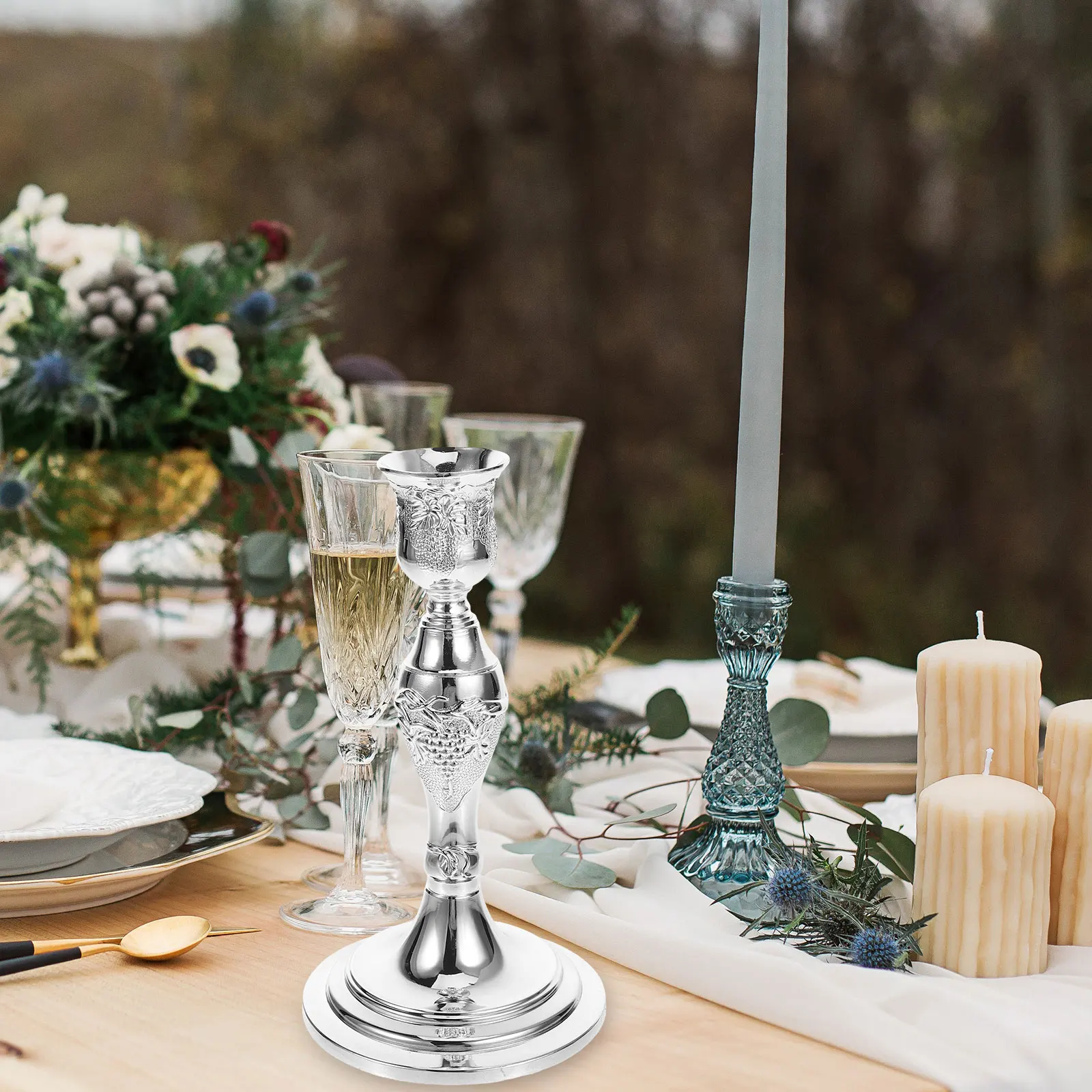 

Vintage Style Metal Holder For Wedding Party Decorative Table Centerpiece Shabbat Candlestick Retro Taper Stand Desktop