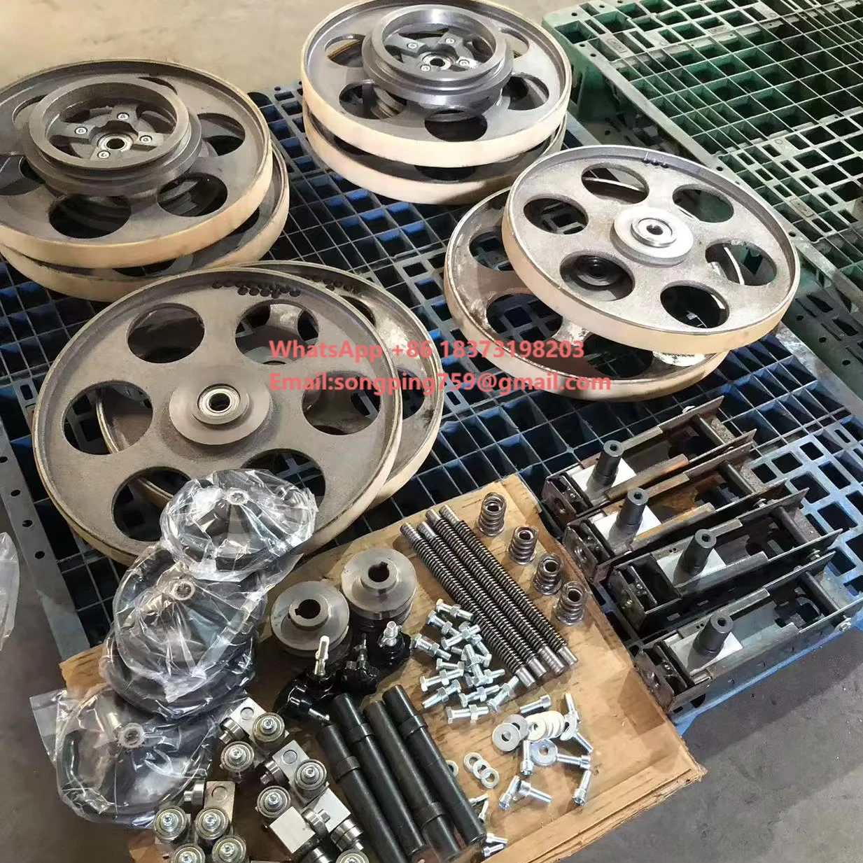 

20 Inch Woodworking Machinery Accessory Set Band Sawmill Machine Wood Cutting Machine Bandsaw Parts Set