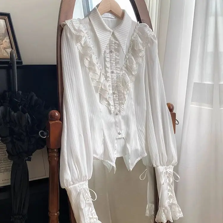 Two-color lantern sleeve shirt is light and slightly transparent, and it feels icy.  tops camisas de mujer