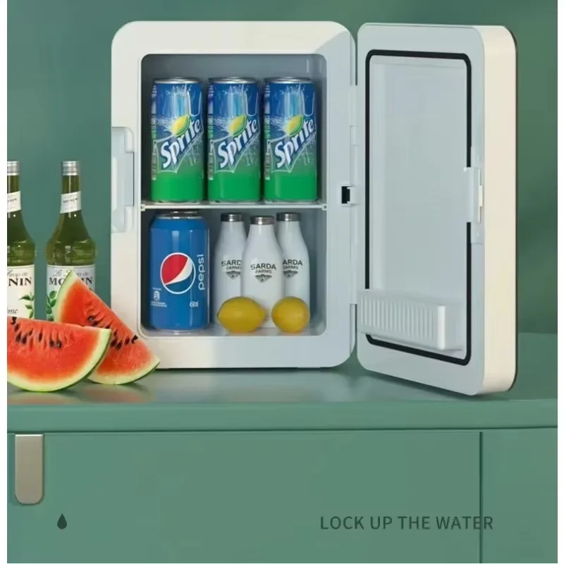 Mini dormitory refrigerator. Rental. Small car & home dual-purpose. For cosmetics.