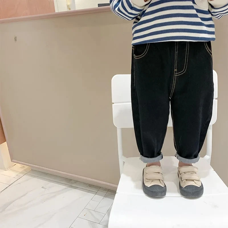 Jeans per bambini ragazzi e ragazze pantaloni Casual bambino bambino esterno indossare pantaloni autunno e inverno in pile addensato Jeans 0-7Y