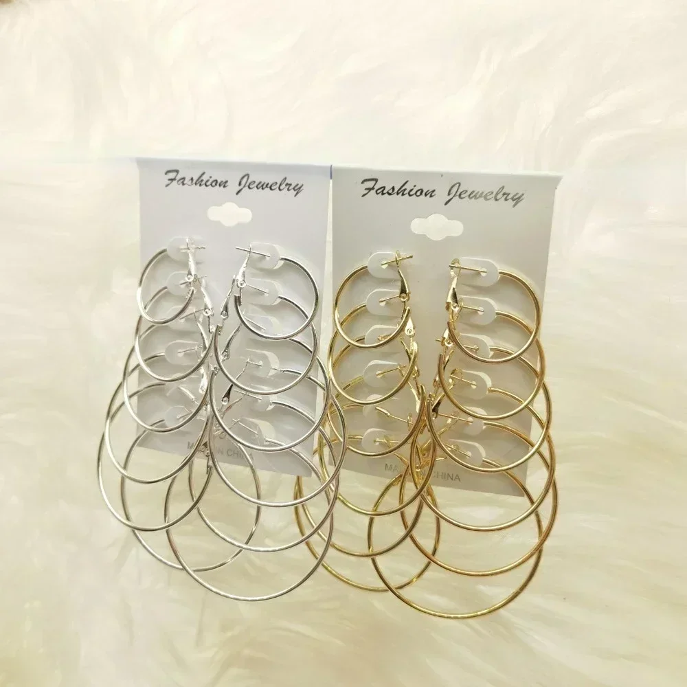 

6Pairs Hoop Earrings Set Big Circle Earrings Jewelry for Women Girls Ear Clip Punk Style Earrings Fashion Jewelry Accessories