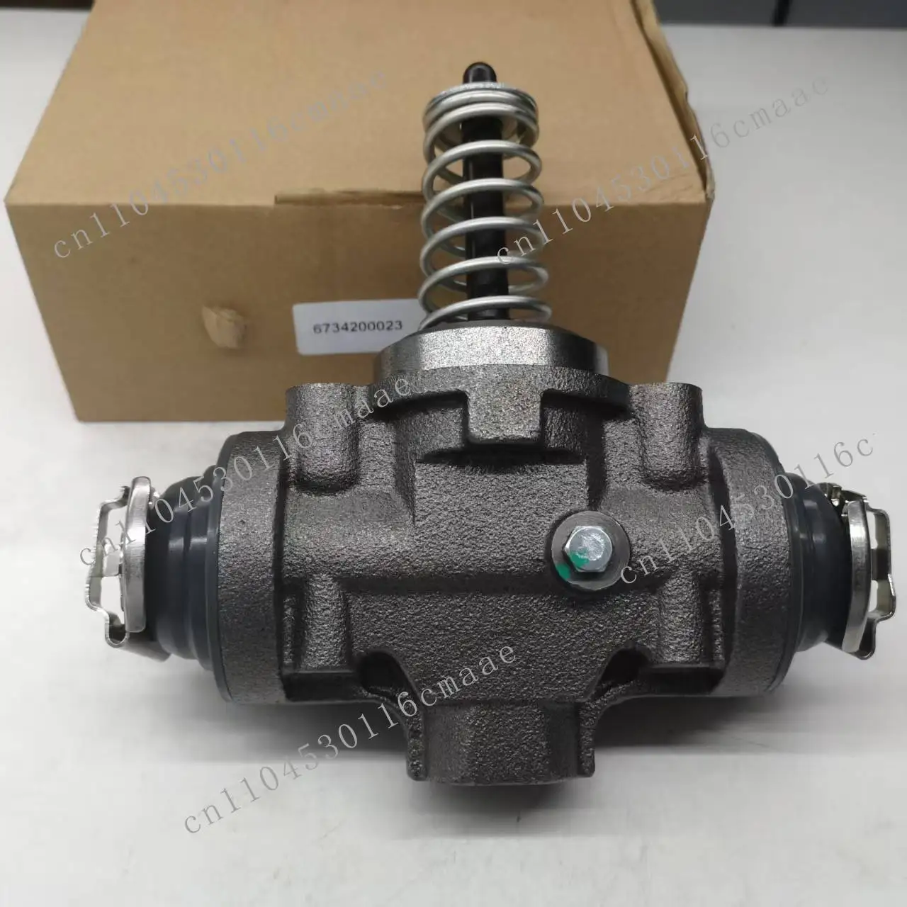 Wedge brake cylinder for O 301 O 402 ATEGO 6774200023 6734200323 6734200223 6734200123 6734200023 68021051