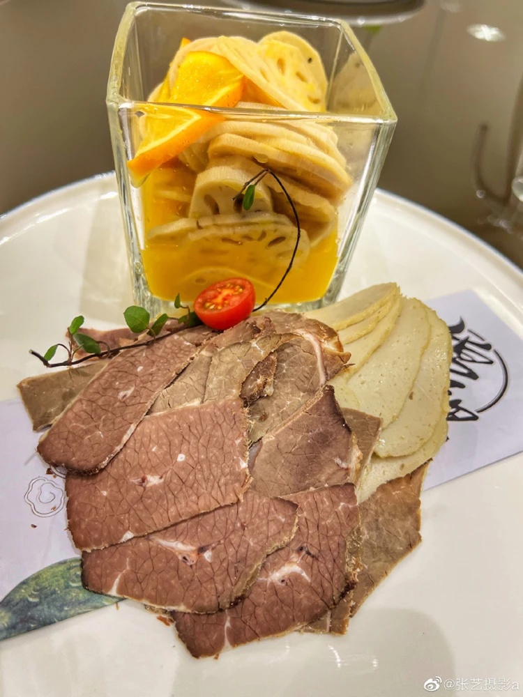 1100W Desktop Mini …