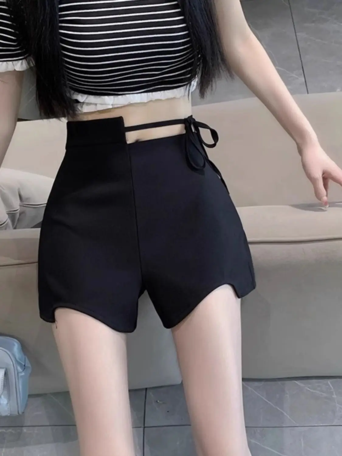 Summer 2024 New Women's  Black Shorts Design High Waistband Hot Pants Irregular A-line Shorts Y2k Booty Shorts