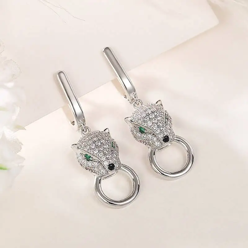 Huitan Neue Mode Grün Leopard Baumeln Ohrringe Funken Zirkonia Silber Farbe Ohr Zubehör Moderne Schmuck Drop Schiff