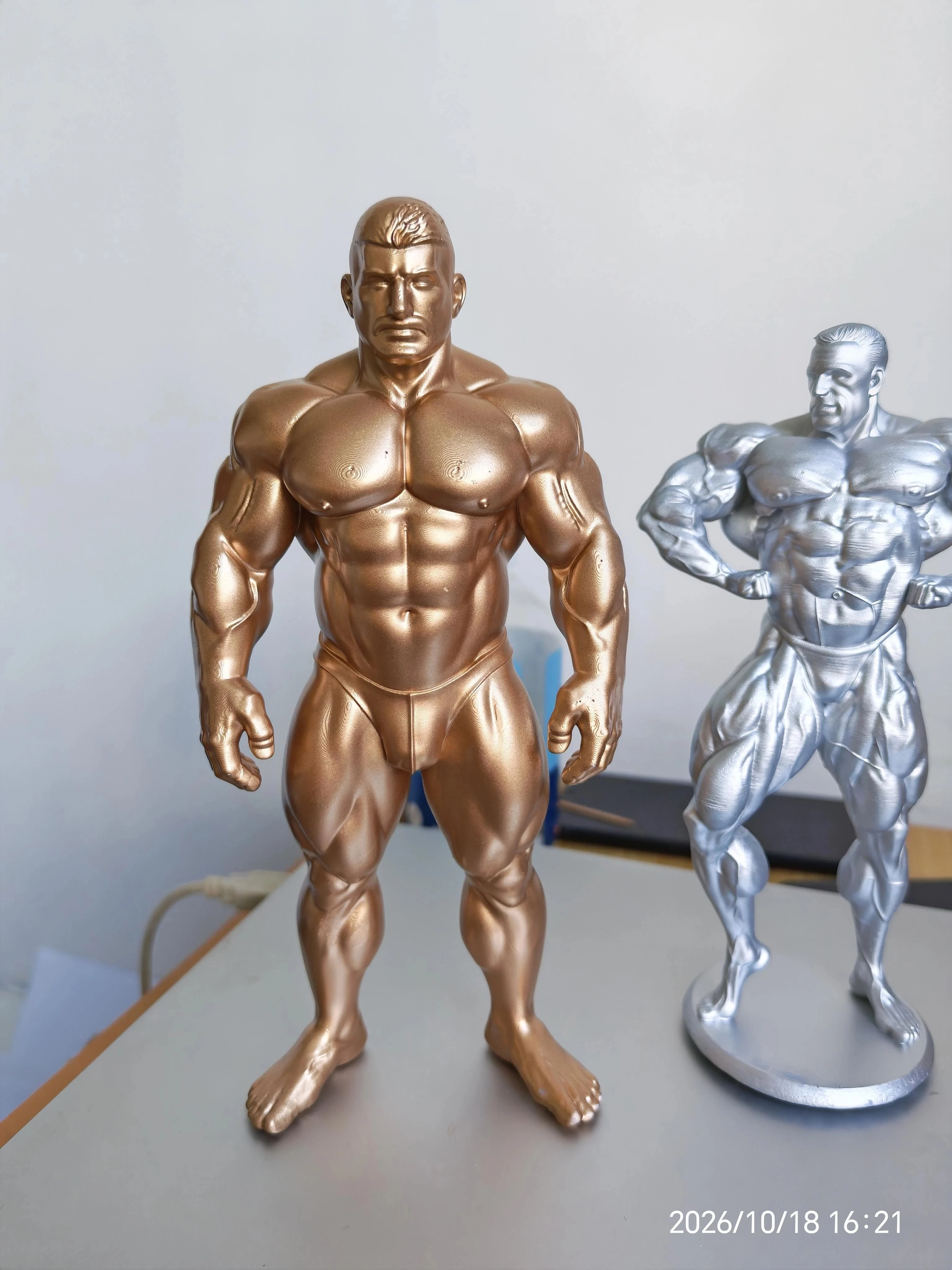 The Muscular Male Statues From Fitness And Bodybuilding Competitions Can Be Used For Desktop Decoration Or As Collectibles.