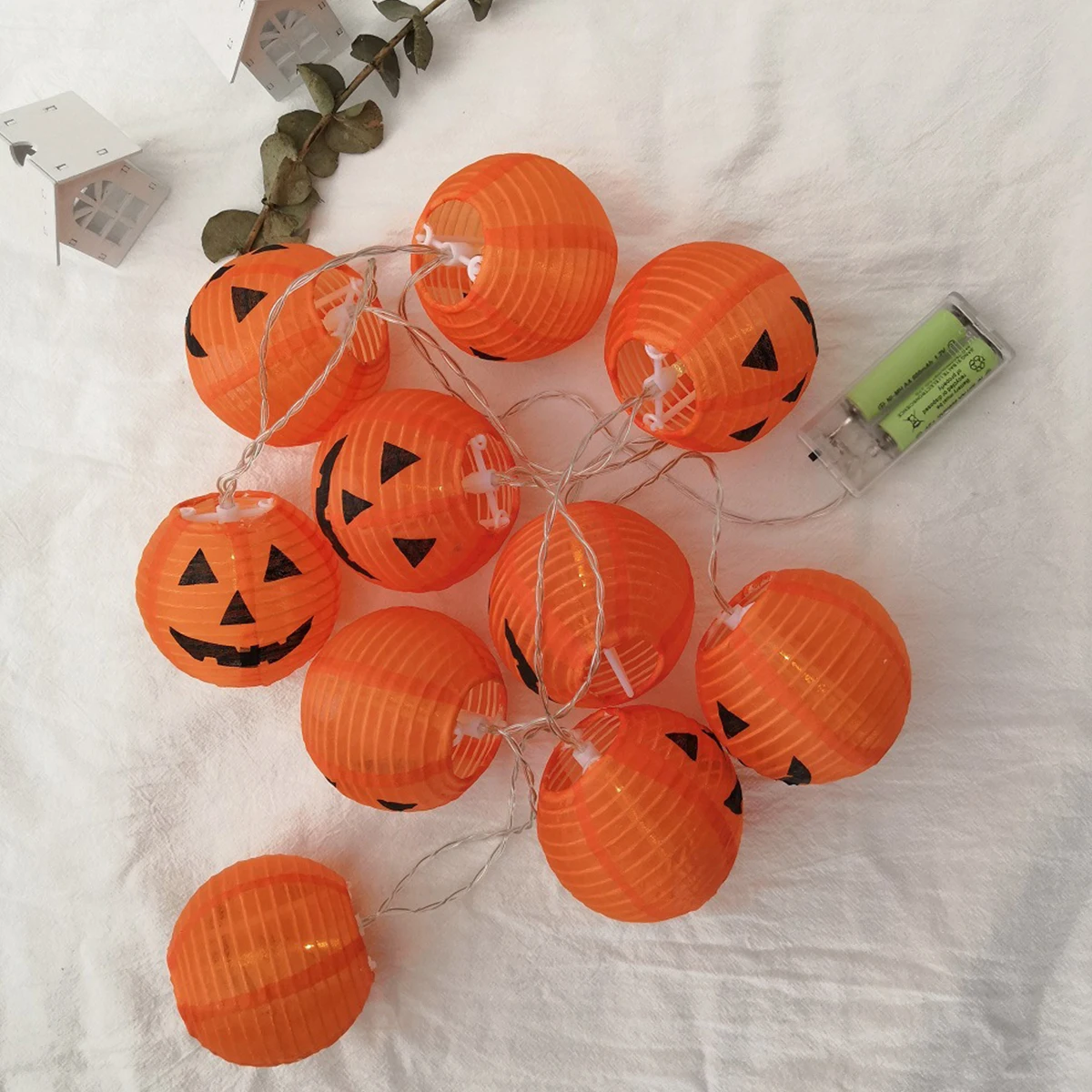 

1Pcs 1.5m Warm White Halloween Pumpkin Lantern String Lights Orange Ghost Face Smile Design for Spooky Festive Atmosphere