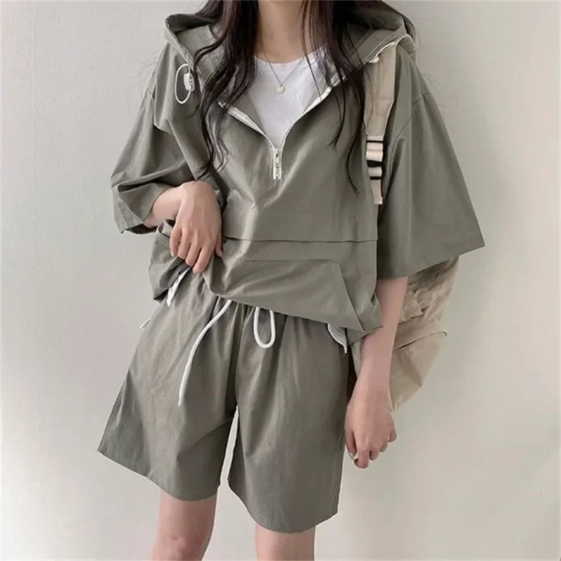 

Sets for Women 2 Pieces Sweat Suit Summer Shorts T-shirt Hooded Loose Sports Tracksuit Training Bottom Suit Korean Style 2024