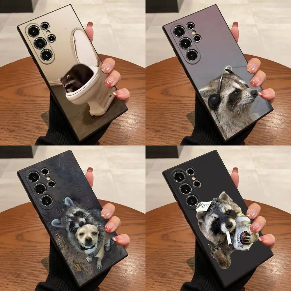 

Cute Raccoon Funny Phone Case For Samsung S25,S24,S21,S22,S23,S30,Ultra,S20,Plus,Fe,Lite,5G Black Shell