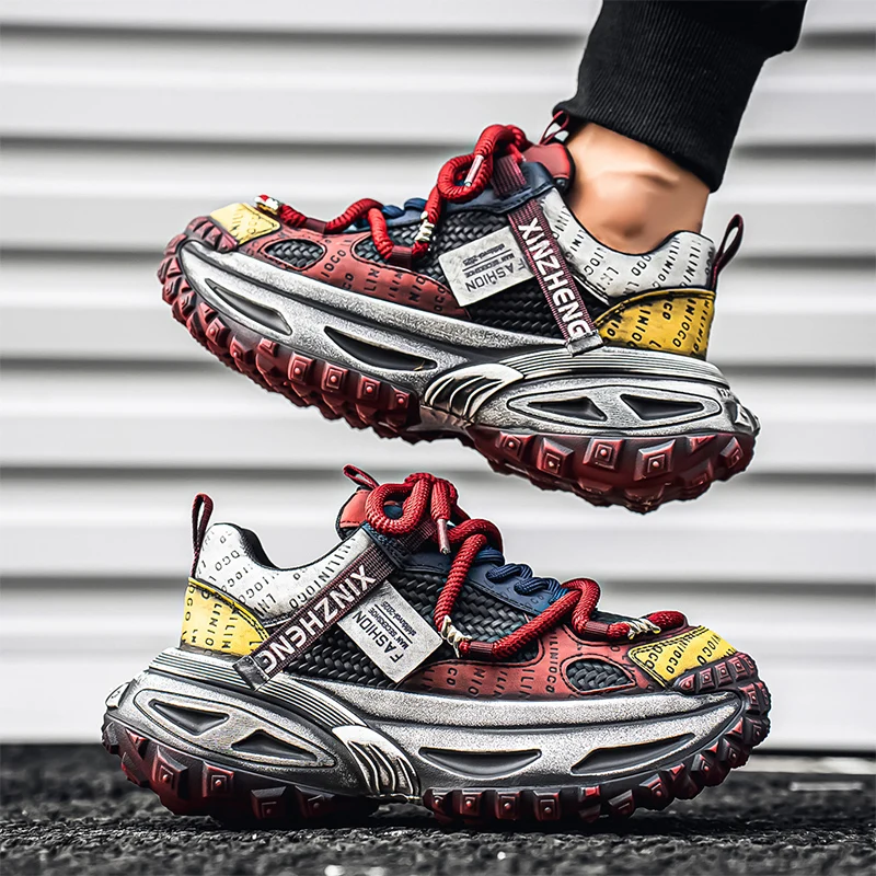 

2025 Autumn New Style Retro Weathered Men's Shoes with Thick Soles and Elevated Heels - Fashionable and Casual Sports Shoes