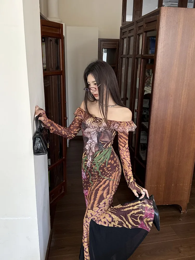 فستان ريترو صيني جديد مطبوع بدون أكتاف مع تصميم الربيع والخريف للنساء، فستان طويل مصمم وفريد من نوعه على شكل ذيل السمكة #2