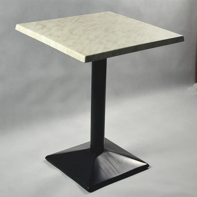

Customizable molded plate table