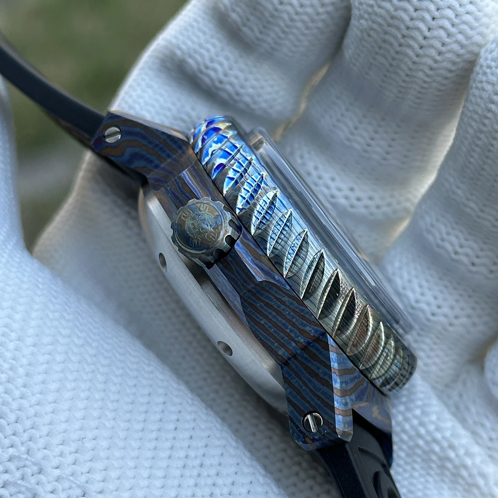 STEELDIVE Men Diverนาฬิกา 46.5 มม.ไทเทเนียมดามัสกัสอัตโนมัตินาฬิกาข้อมือ 1000Bar BGW-9 Luminous Sapphire Mirror NH35