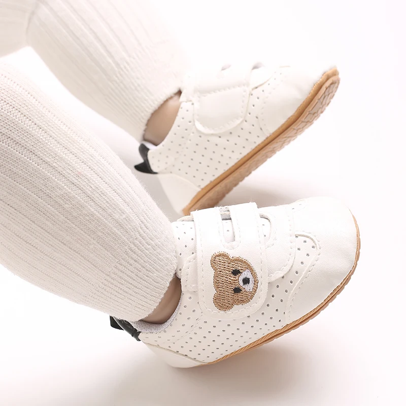 Baby Cute Bear Casual Flat Shoes 0-18 Months Male and Female Baby Rubber Bottom Anti slip First Generation Sneakers