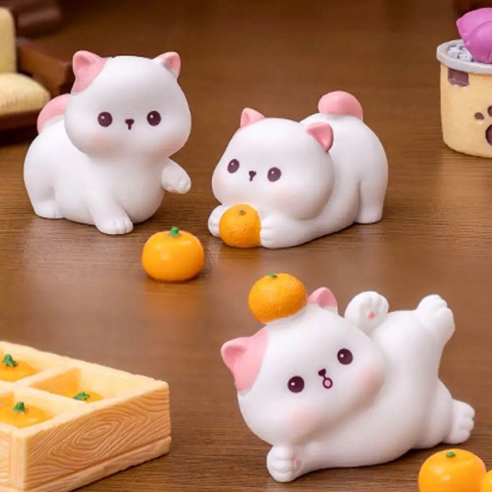 Cartoon Cat Figurines Miniatures Cute Resin Crafts Mini Cat Ornament DIY Handicraft Kitten Statue Micro Landscape Ornaments