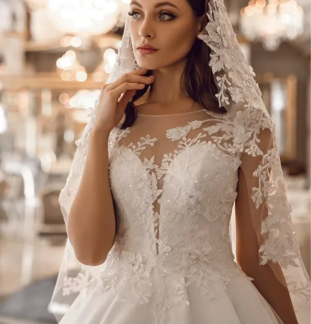 맞춤형 아라비아 빈티지 레이스 웨딩 드레스 A라인 아플리케 비딩 신부 드레스 여성용 프린세스 웨딩 드레스