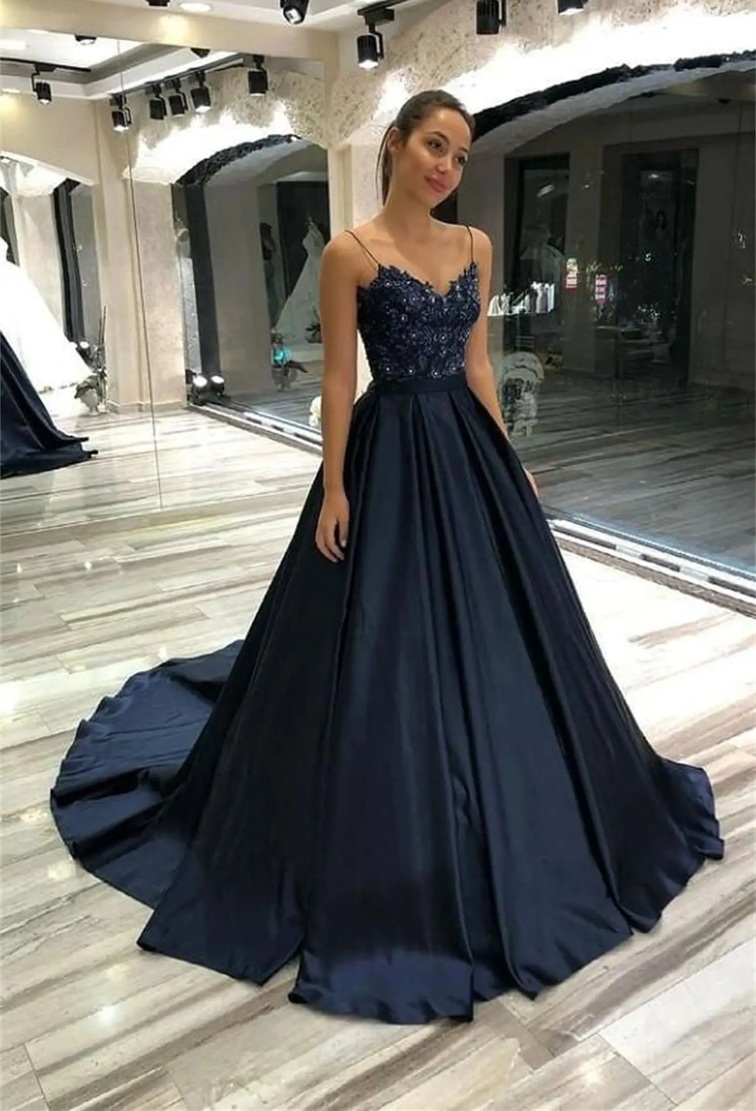 Navy Blue Dresses Gala Party Dress Women Elegant Luxury V-neck Lace Appliqué customized Satin Cocktail of Dresses for Prom