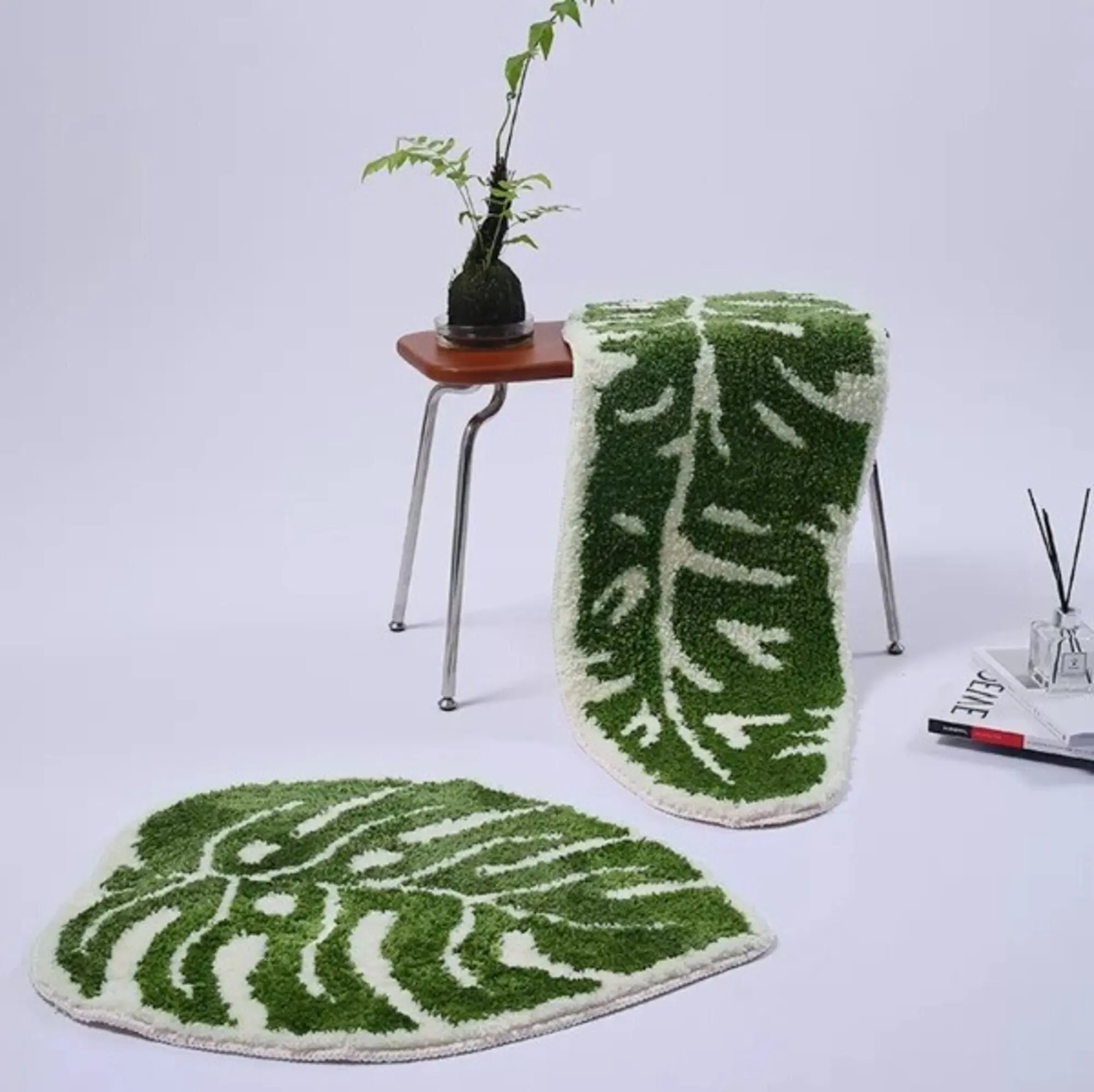 Monstera Bath Mat Leaf Shaped Bedside Carpet Botanical Soft Bathmat Green Soft Flannel Kitchen Non Slip Bath Soft Mini Rug