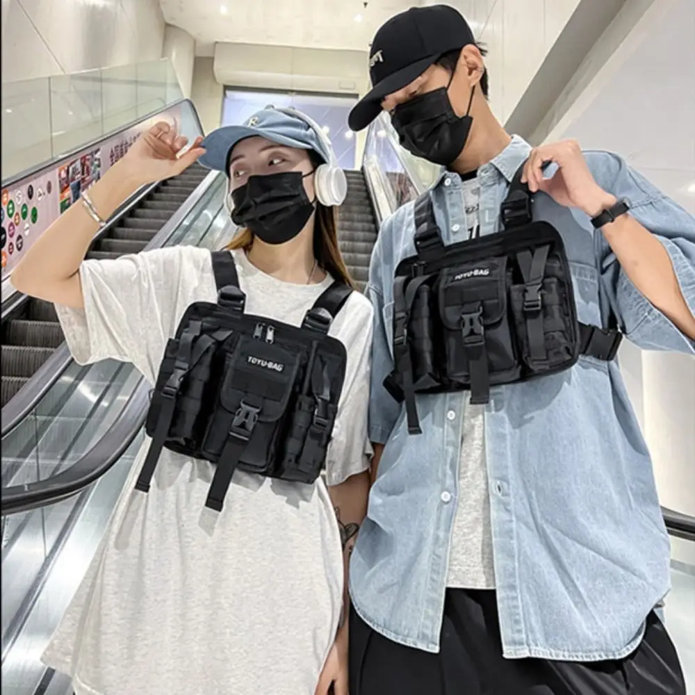 

Oxford Cloth Chest Bag Breathable Reflective Shoulder Vest Bag with Adjustable Straps Waterproof Hip Hop Vest Bag Unisex
