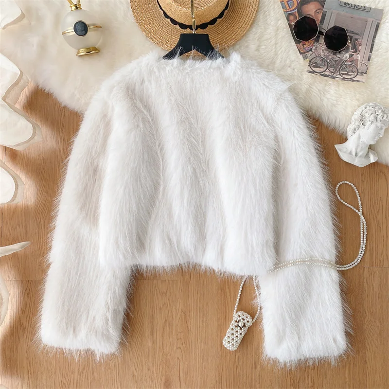 High Quality Short Imitation Fur Coat Women Elegant V-neck Single Button Long Sleeve Autumn Winter Faux Fur Jacket White Apricot