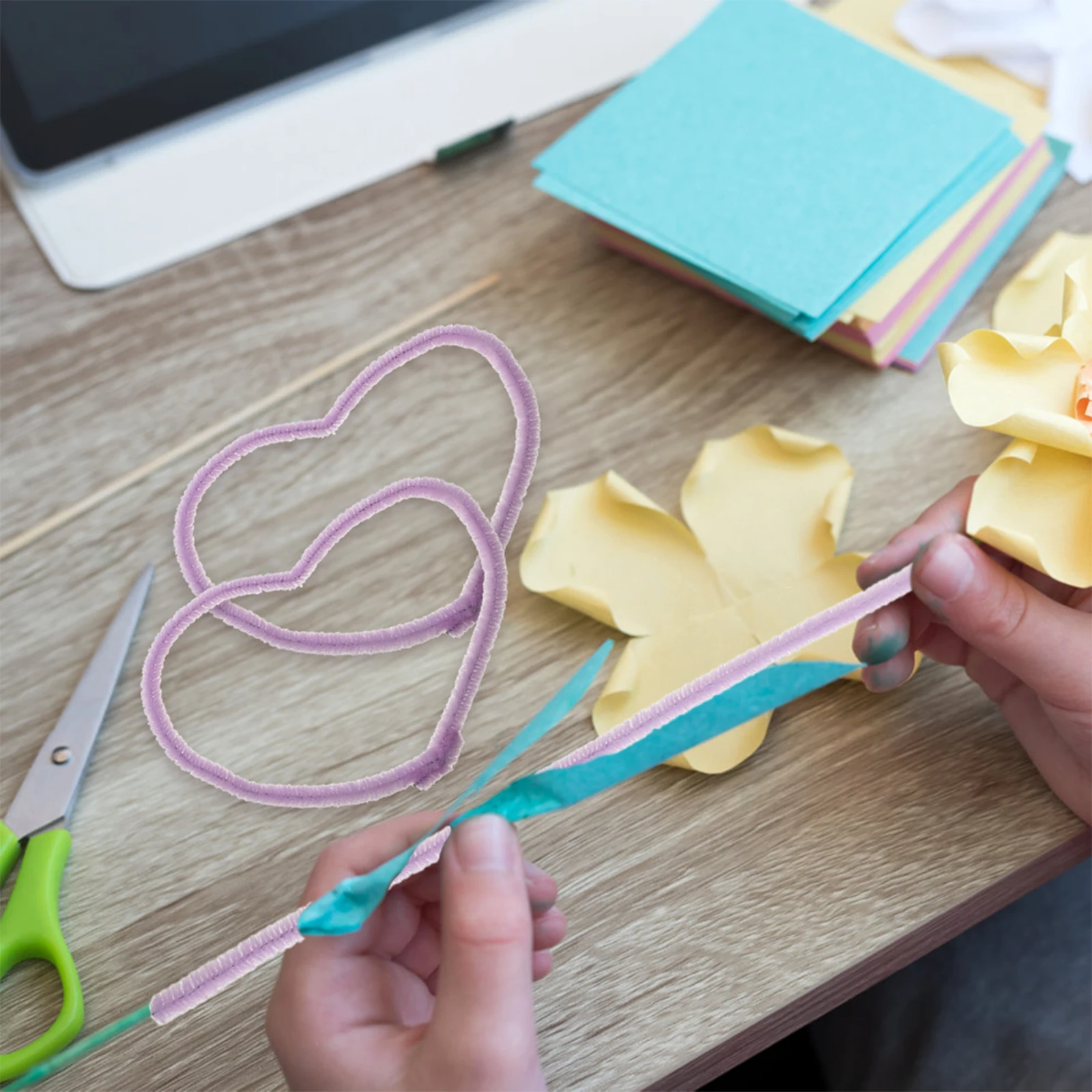 

100Pcs Twistable Flexible Rods Colorful Kid Flocking Sticks for Handmade DIY Early Education Craft Projects Creativity