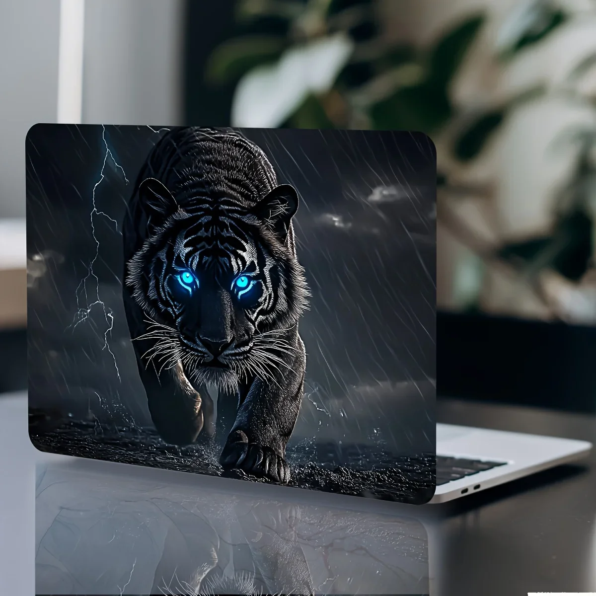 

2-Piece Vinyl Tiger Pattern Laptop Decal, Cartoon Self-Adhesive, Waterproof and Scratch Resistant for Laptops