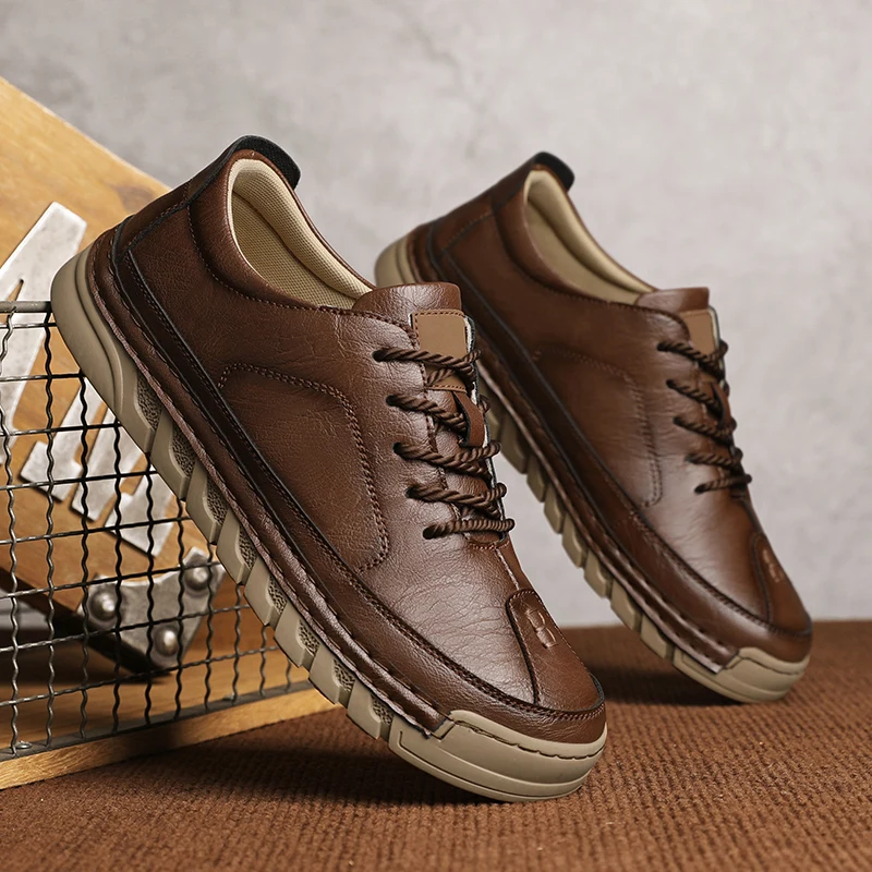 

Autumn Retro Men Casual Shoes High-end Light Luxury Hand Sewn Soft Sole Wear-resistant Breathable Comfortable Large Size Shoes