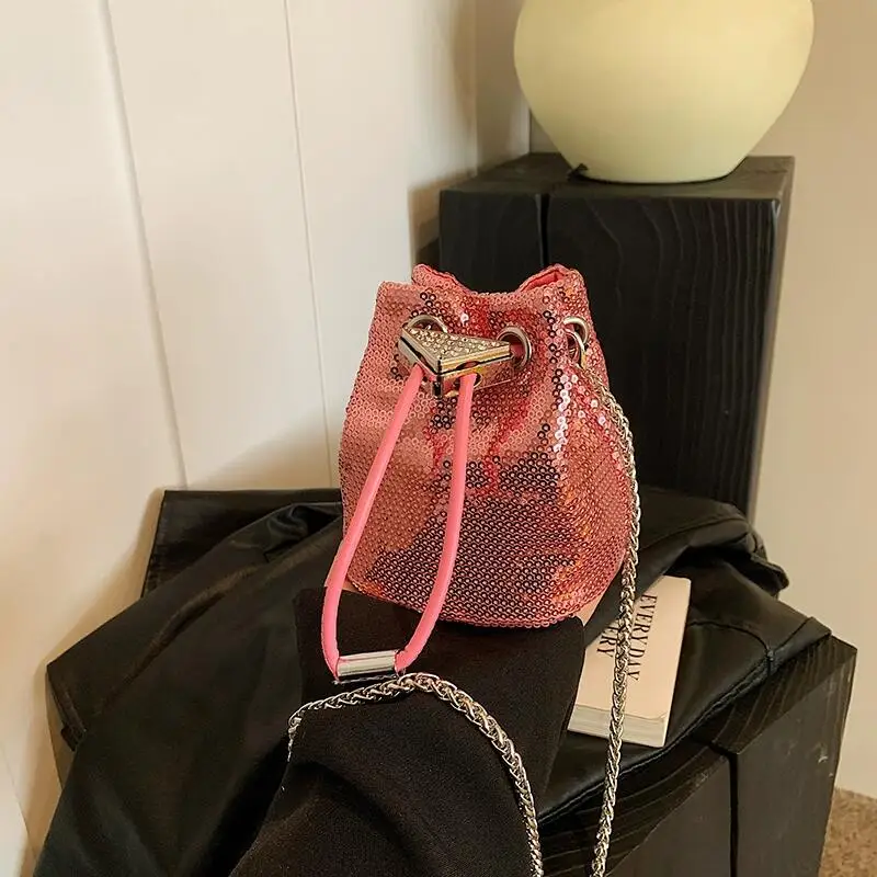 

Супер мини-маленькая сумка - новая серебряная сумка-ведро с пайетками и ремешком-цепочкой для переноски через плечо, косметичка