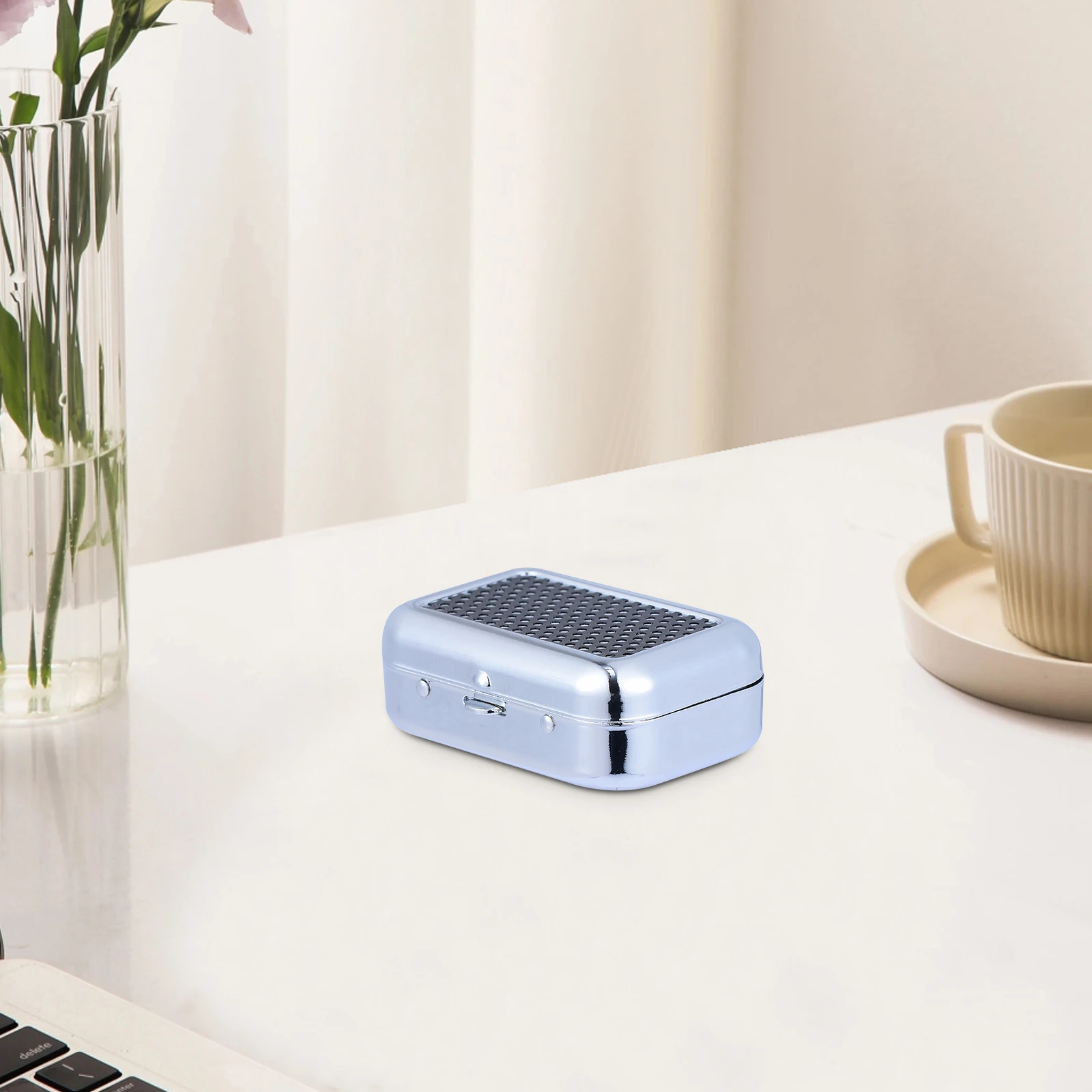 

Portable Stainless Steel Outdoor Ashtray Mini Metal Cigarette Home House Indoor Practical Pocket Size Smoke Storage